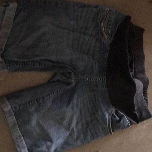 Maternity shorts size small